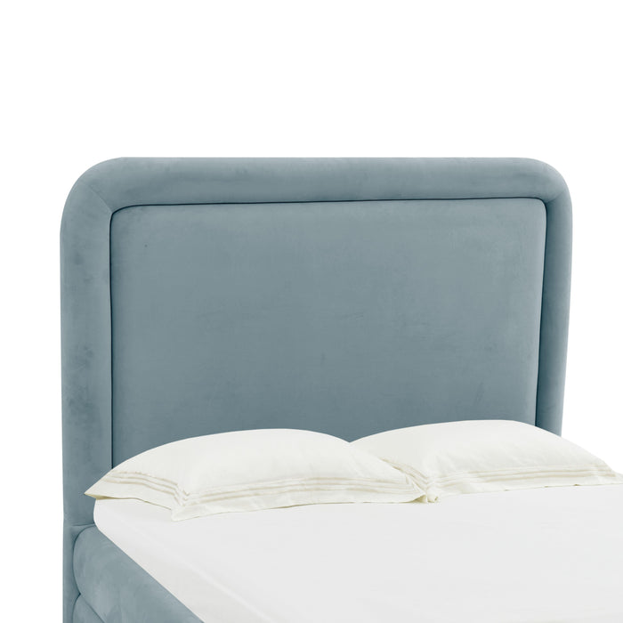 Briella - Velvet Bed