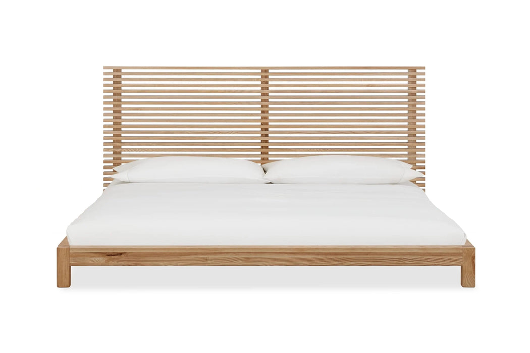 Tanner Pnl Queen Bed - Flaxen